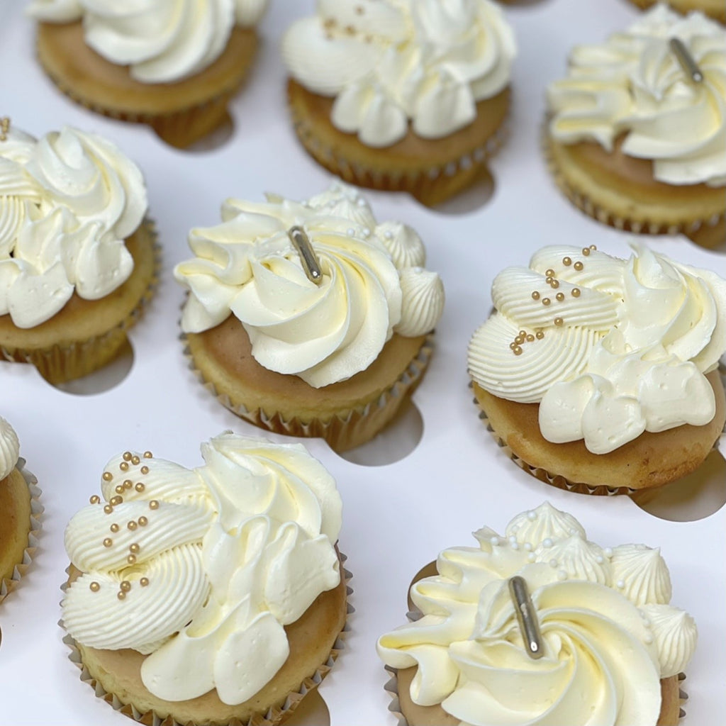Cream & Gold Cupcakes (12pk)